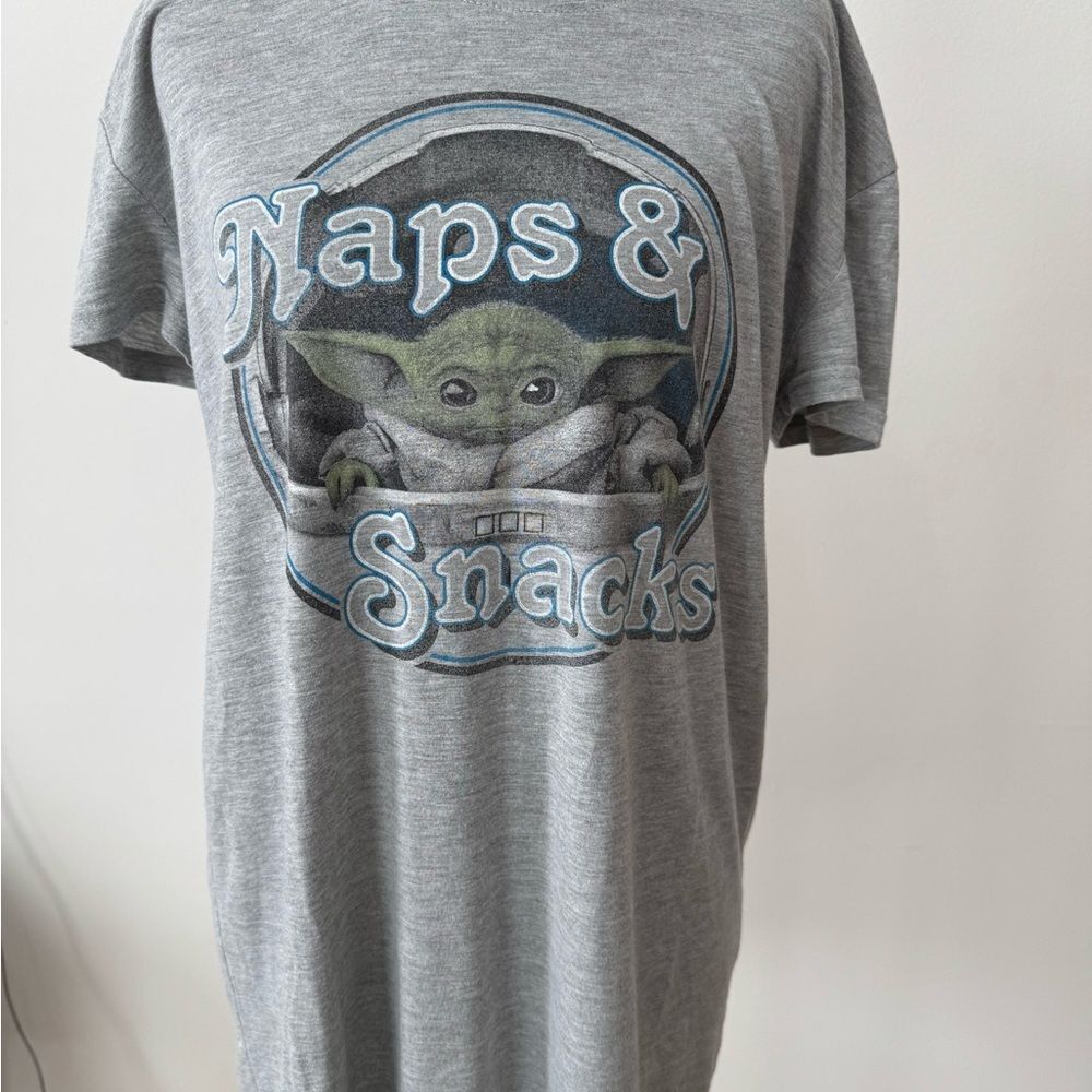 Gray Graphic sleep T-Shirt with Naps & Snacks Design Star Wars baby